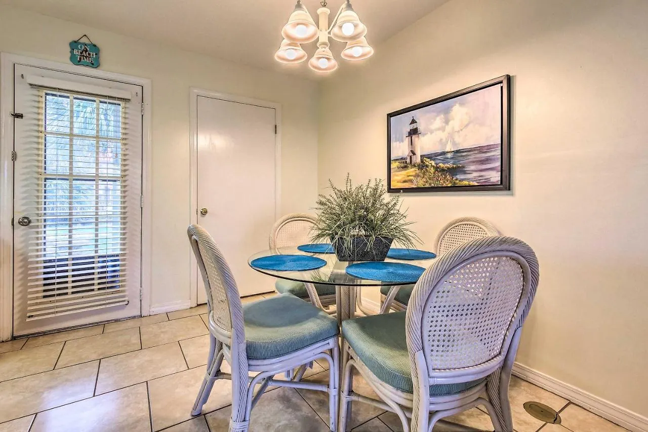 Evolve Pcb Resort Gem With Pool Walk To Beach!